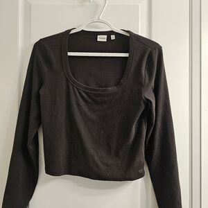 Aritzia Black Long Sleeve Tee